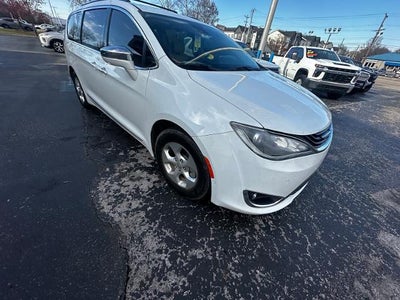 2018 Chrysler Pacifica Hybrid Limited 4DR Mini-Van