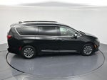 2020 Pacifica Hybrid Thumbnail 39