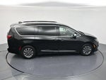 2020 Pacifica Hybrid Thumbnail 39