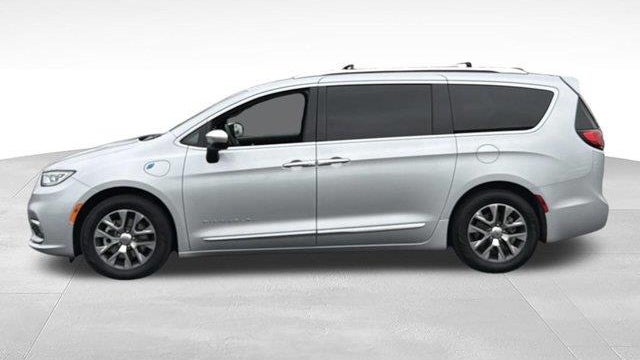 2023 Chrysler Pacifica Plug-In Hybrid Pinnacle