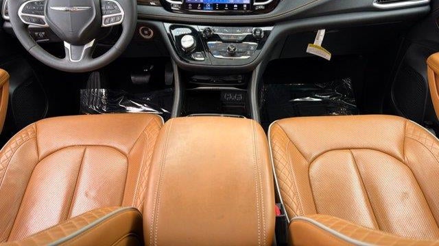 2023 Chrysler Pacifica Plug-In Hybrid Pinnacle