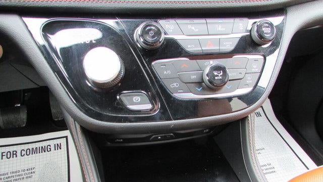 2024 Chrysler Pacifica Plug-In Hybrid Pinnacle