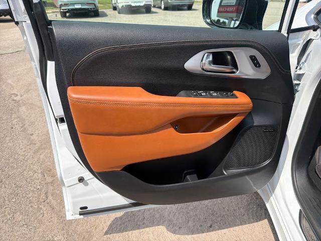 2026 Chrysler Pacifica - $42,895