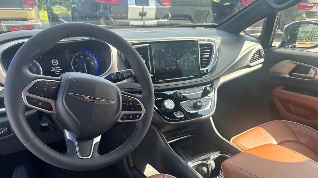 2024 Chrysler Pacifica Pinnacle