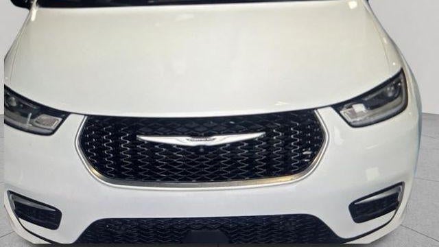 2025 Chrysler Pacifica Pinnacle