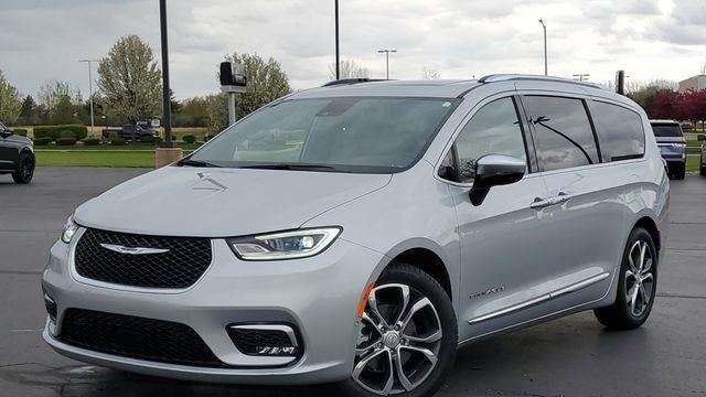 Preowned 2026 Chrysler Pacifica Pinnacle for Sale