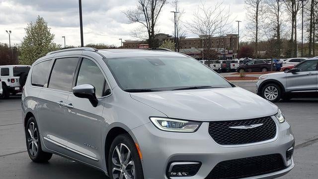 2026 Chrysler Pacifica Pinnacle