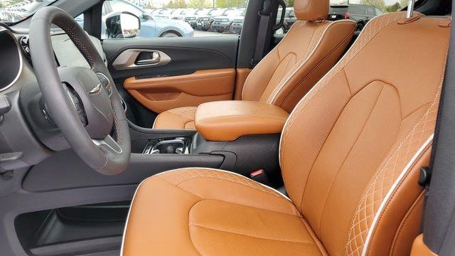 2026 Chrysler Pacifica Pinnacle