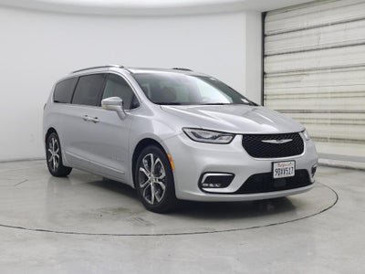 Photo of a 2022 Chrysler Pacifica Pinnacle 4DR Mini-Van for sale
