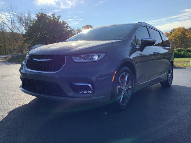 2025 Chrysler Pacifica - $41,023