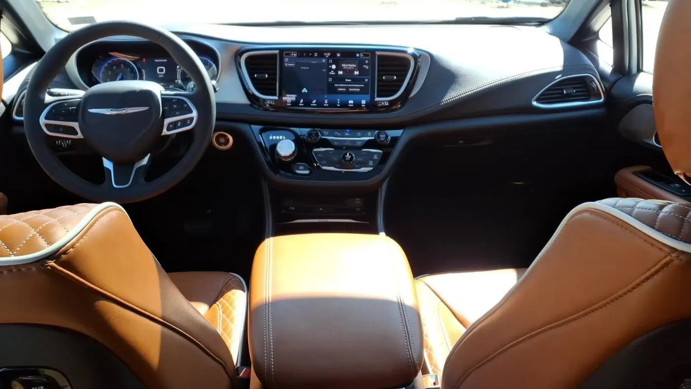 2024 Chrysler Pacifica Pinnacle