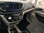 2021 Pacifica Hybrid Thumbnail 24