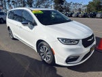 2022 Pacifica Hybrid Thumbnail 26