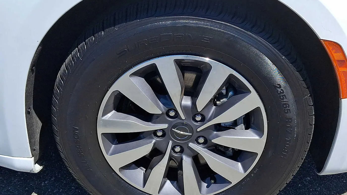 2023 Chrysler Pacifica Plug-In Hybrid Limited