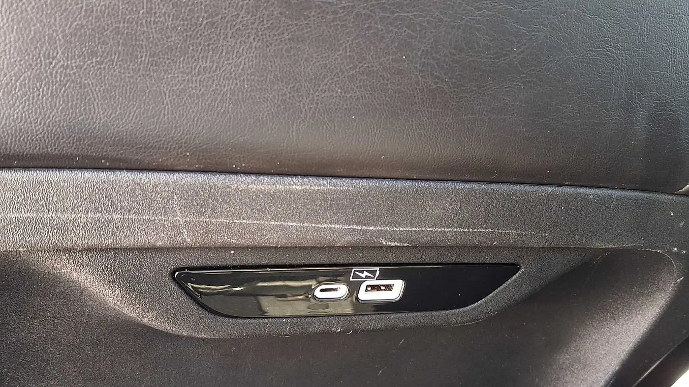 2023 Chrysler Pacifica Plug-In Hybrid Limited