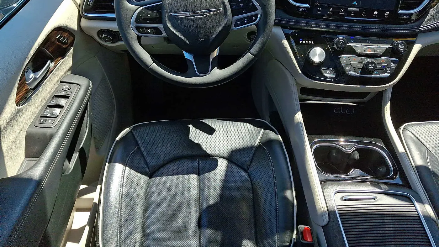 2023 Chrysler Pacifica Plug-In Hybrid Limited
