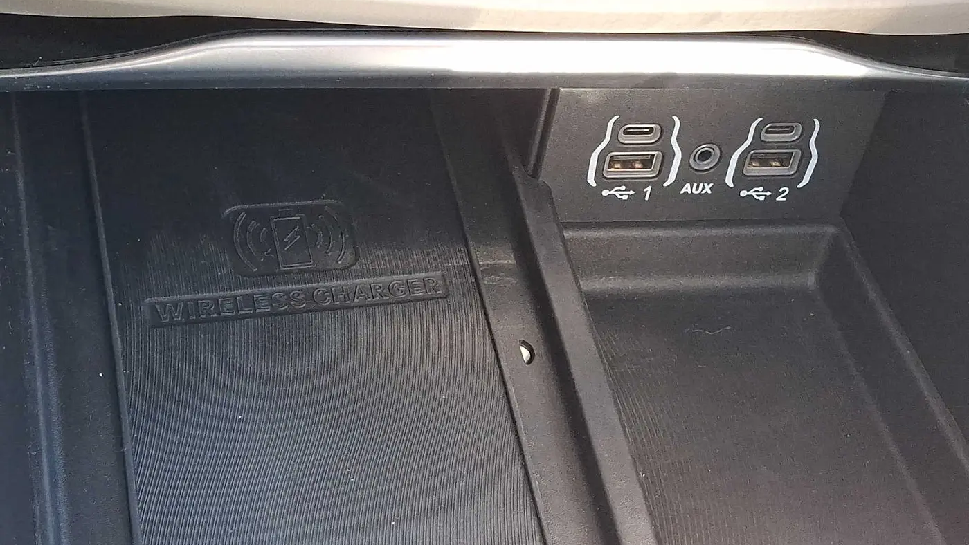 2023 Chrysler Pacifica Plug-In Hybrid Limited