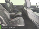 2024 Pacifica Plug-In Hybrid Thumbnail 24