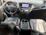 2024 Pacifica Plug-In Hybrid Thumbnail 9
