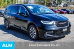 2024 Pacifica Plug-In Hybrid Thumbnail 4
