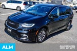 2024 Pacifica Plug-In Hybrid Thumbnail 15