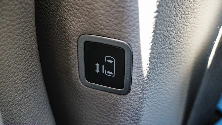 2024 Chrysler Pacifica Plug-In Hybrid Select