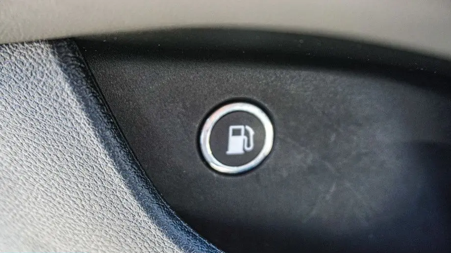2024 Chrysler Pacifica Plug-In Hybrid Select