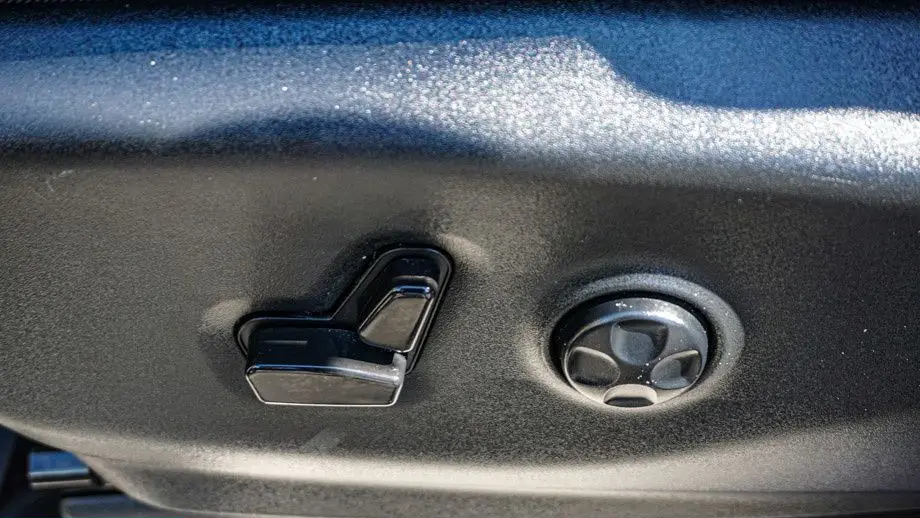 2024 Chrysler Pacifica Plug-In Hybrid Select