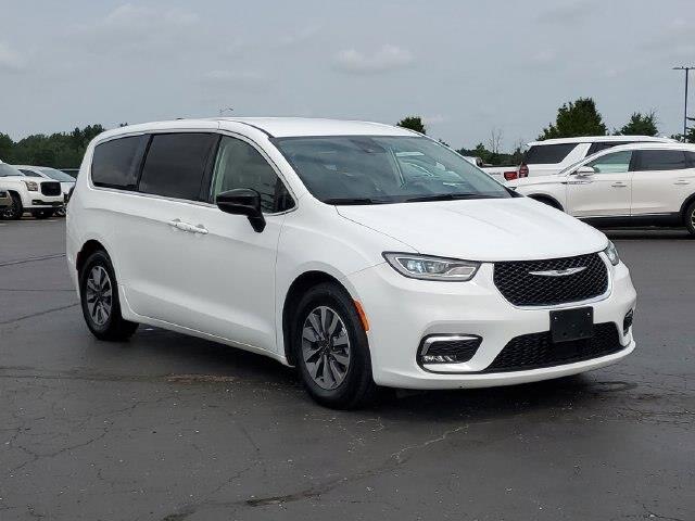 2024 Chrysler Pacifica - $23,900