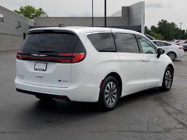 2024 Chrysler Pacifica - $23,900