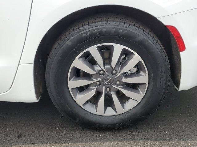 2024 Chrysler Pacifica - $23,900