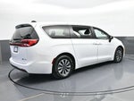 2024 Pacifica Plug-In Hybrid Thumbnail 6