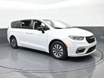 2024 Pacifica Plug-In Hybrid Thumbnail 8