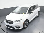 2024 Pacifica Plug-In Hybrid Thumbnail 42