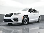2024 Pacifica Plug-In Hybrid Thumbnail 51