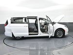 2024 Pacifica Plug-In Hybrid Thumbnail 68