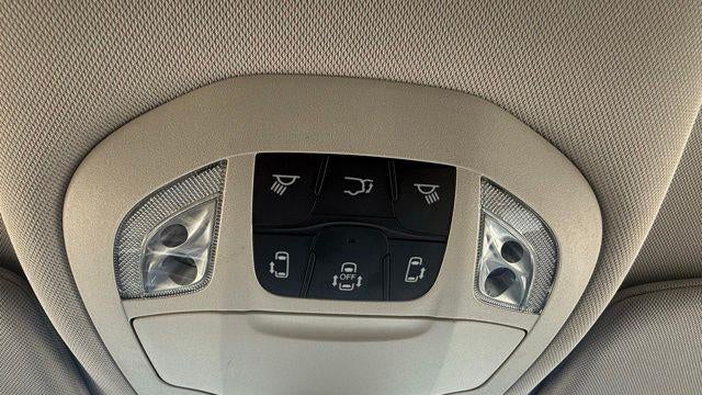 2024 Chrysler Pacifica Plug-In Hybrid Road Tripper