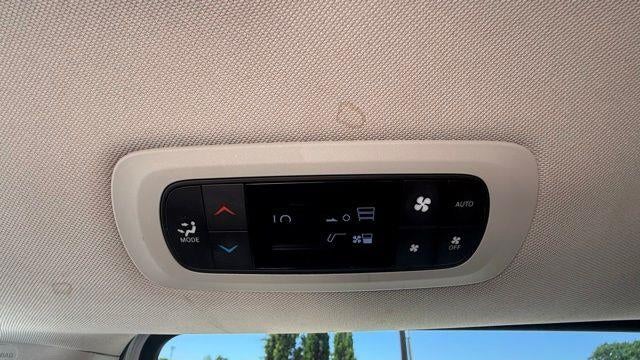 2024 Chrysler Pacifica Plug-In Hybrid Road Tripper