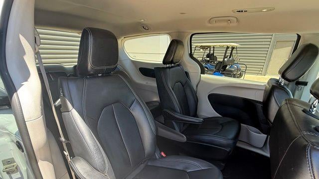 2024 Chrysler Pacifica Plug-In Hybrid Road Tripper