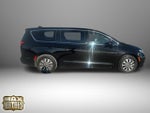 2025 Pacifica Plug-In Hybrid Thumbnail 14
