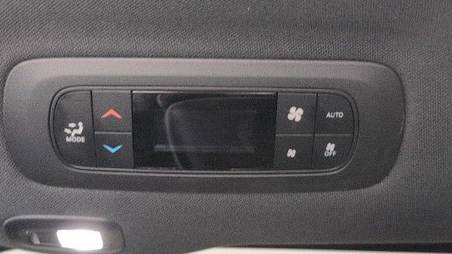 2025 Chrysler Pacifica Plug-In Hybrid Select