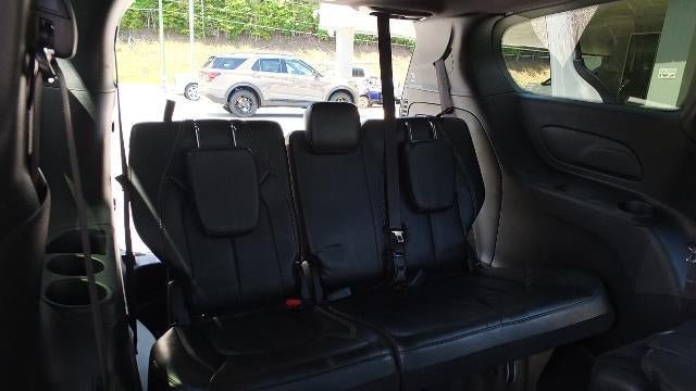 2024 Chrysler Pacifica Plug-In Hybrid Road Tripper