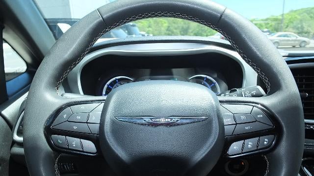 2024 Chrysler Pacifica Plug-In Hybrid Road Tripper
