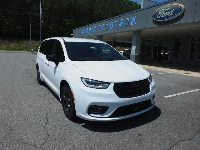 2024 Chrysler Pacifica - $25,999
