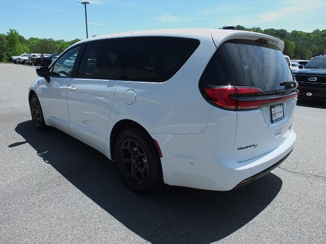 2024 Chrysler Pacifica - $25,999