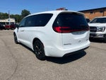 2024 Pacifica Plug-In Hybrid Thumbnail 6