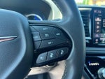 2024 Pacifica Plug-In Hybrid Thumbnail 11