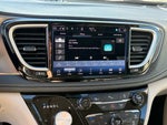 2024 Pacifica Plug-In Hybrid Thumbnail 3