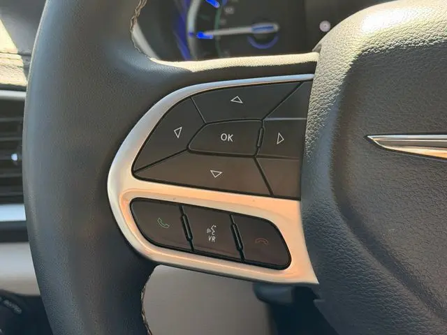 2024 Chrysler Pacifica - $19,598