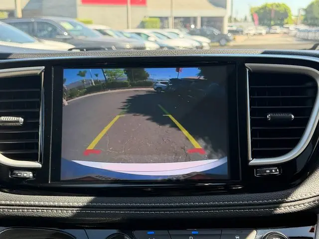 2024 Chrysler Pacifica - $19,598